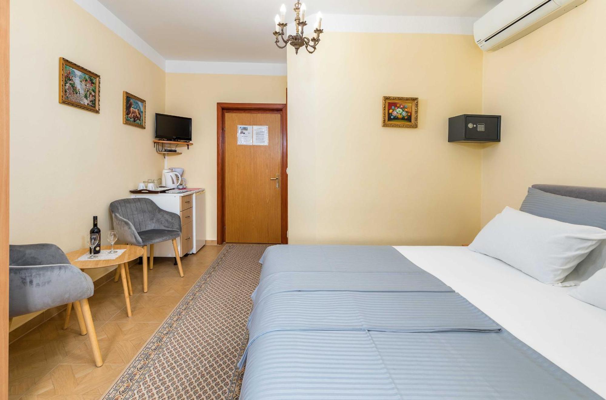 Villa Nada In Fazana - Near The Beach מראה חיצוני תמונה